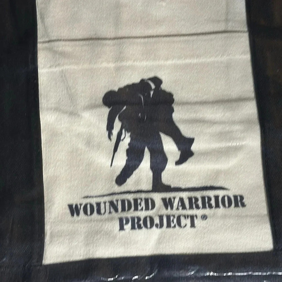 WWP Wounded Warrior Project NWT Canvas Tote Bag - Picture 2 of 3